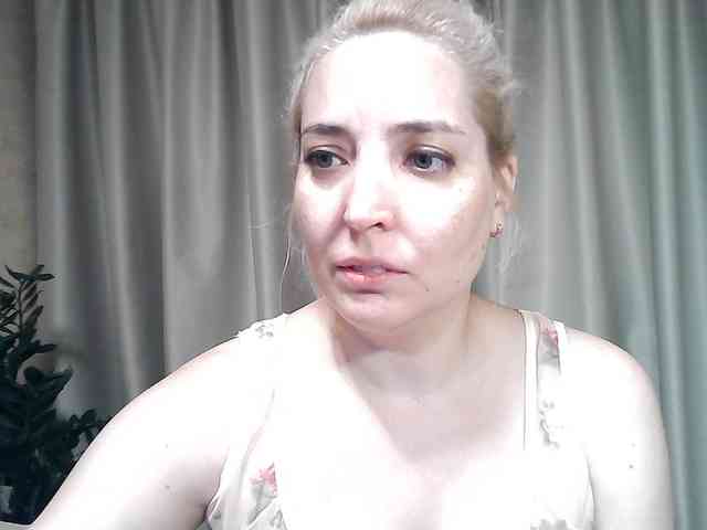 mariska-kiska Live Webcam on BongaCams