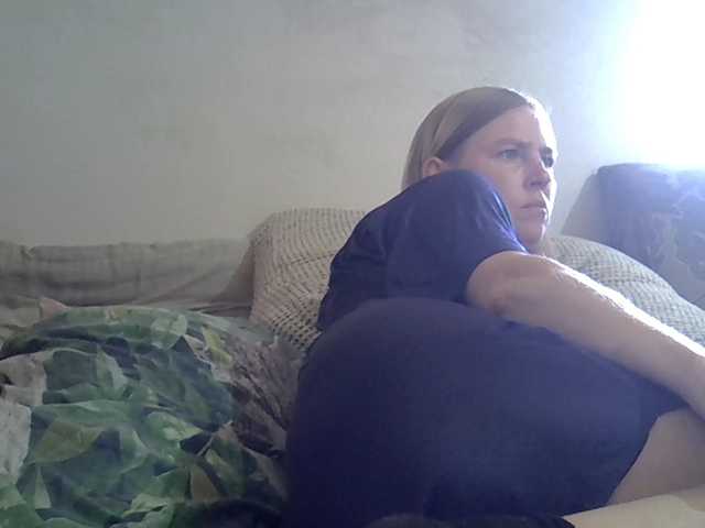ptichka38 live cam on BongaCams