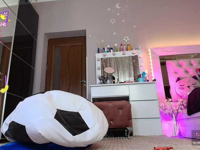 Allesya23 live cam on BongaCams