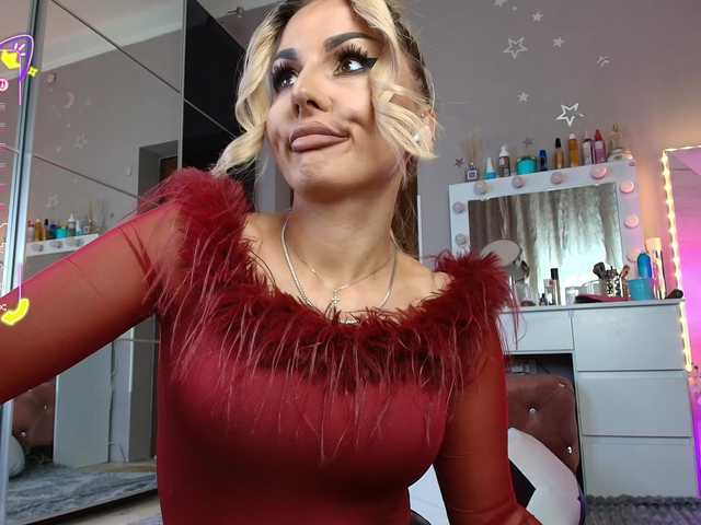 Allesya23 live cam on UnifiedCams
