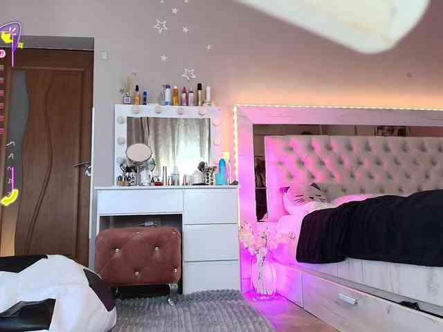 Allesya23 webcam