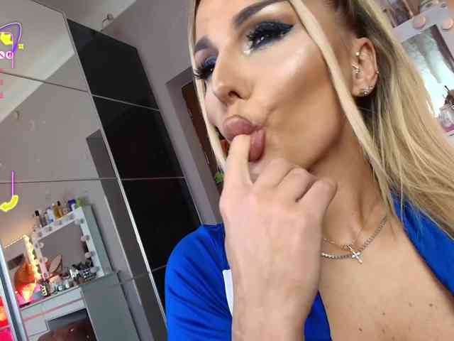 Allesya23 webcam
