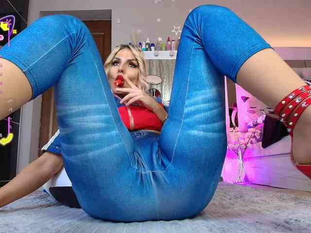 Allesya23 webcam