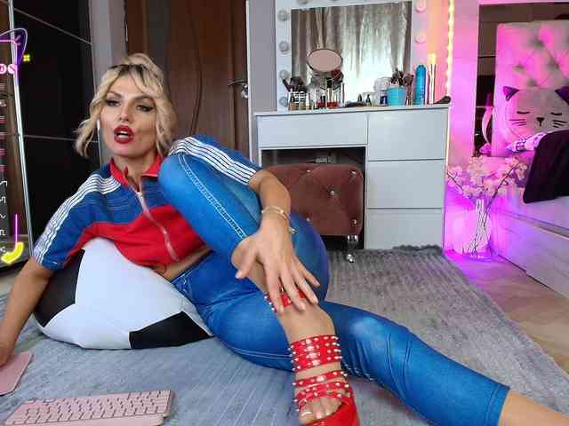 Allesya23