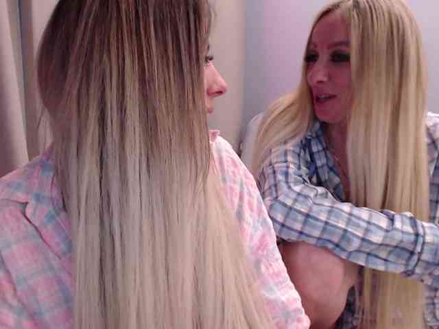 Модель: sexytigress