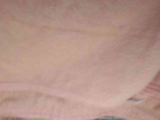 JulieSquirts webcam