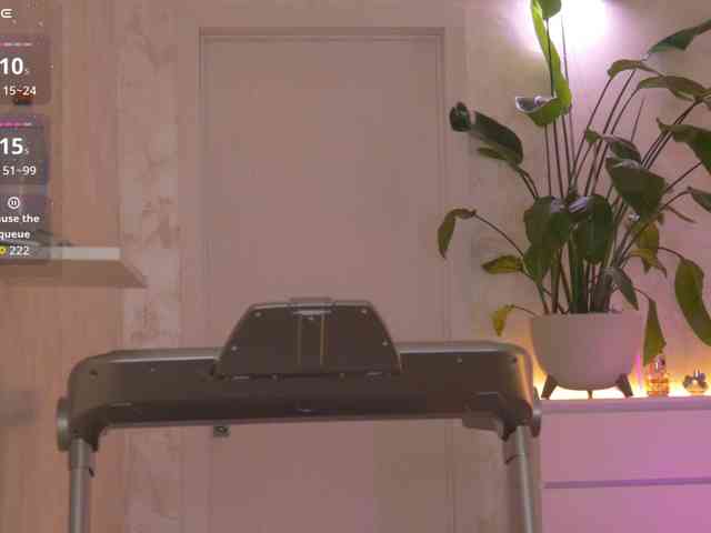 RoyalW webcam