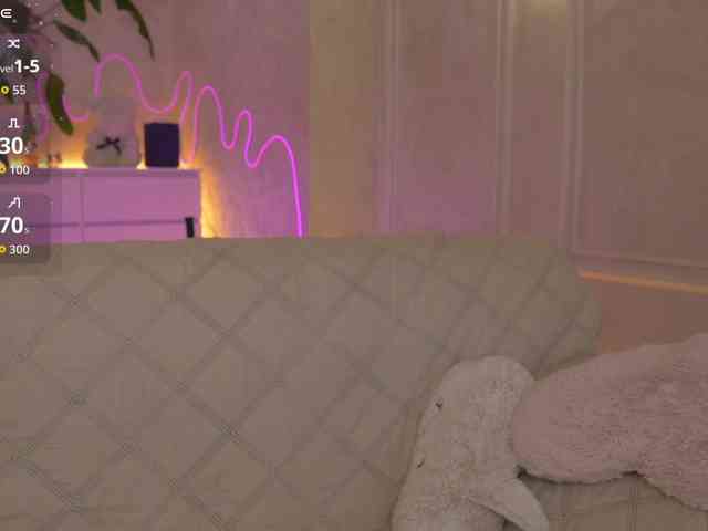 RoyalW webcam