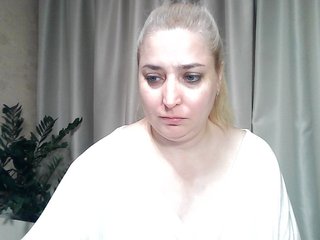 KickaIricka Porn Show
