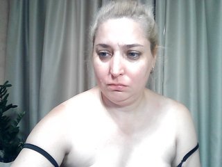 KickaIricka Porn Show