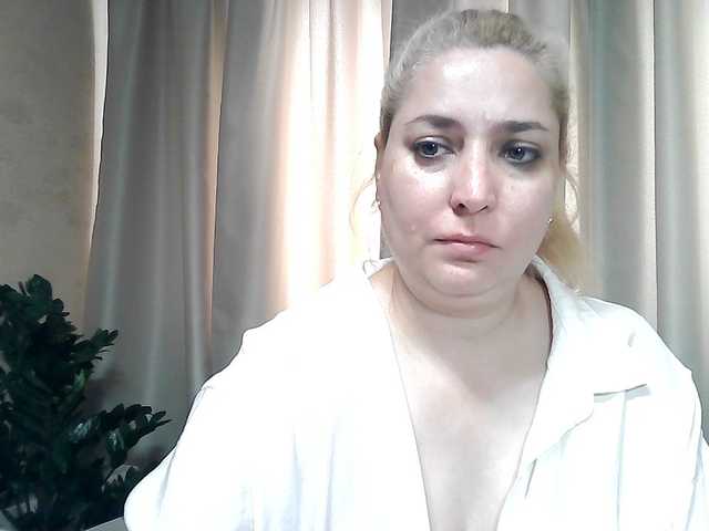 KickaIricka live cam on BongaCams