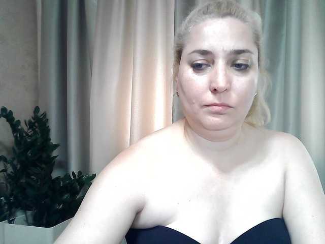 KickaIricka live cam on BongaCams