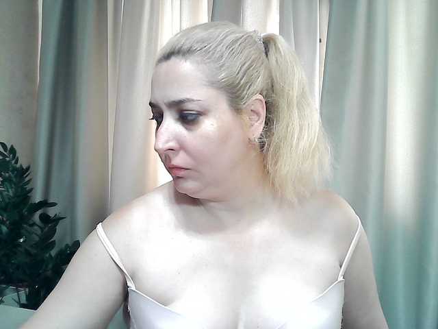 kickairicka live sex show