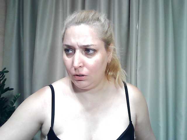 KickaIricka live cam on BongaCams