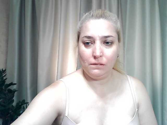 KickaIricka live webcam show