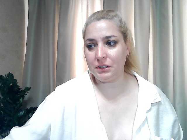 KickaIricka live cam on BongaCams