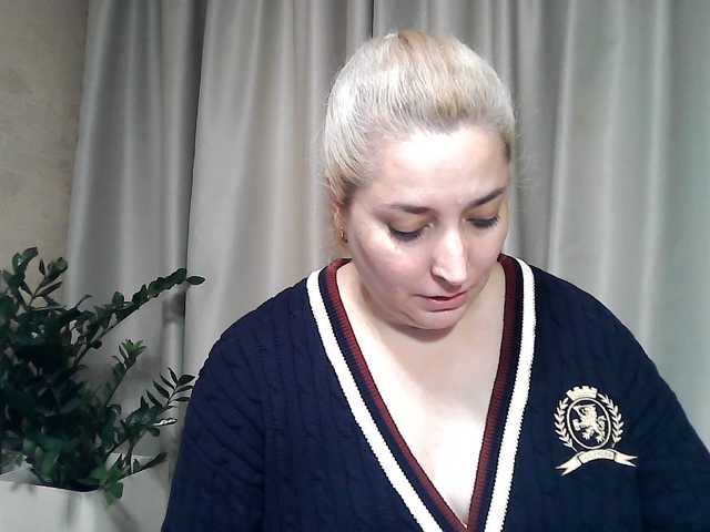 KickaIricka live cam on BongaCams