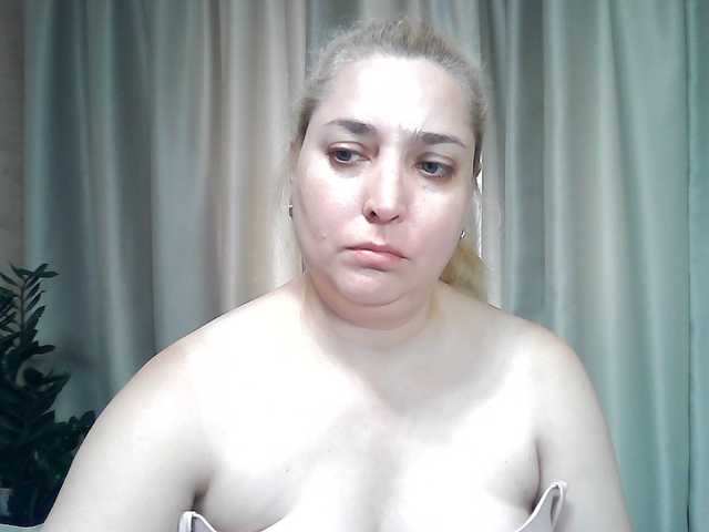 KickaIricka live cam on BongaCams