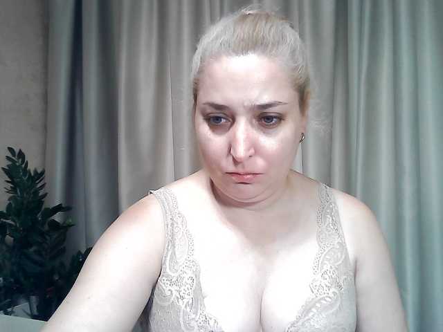 KickaIricka live webcam show