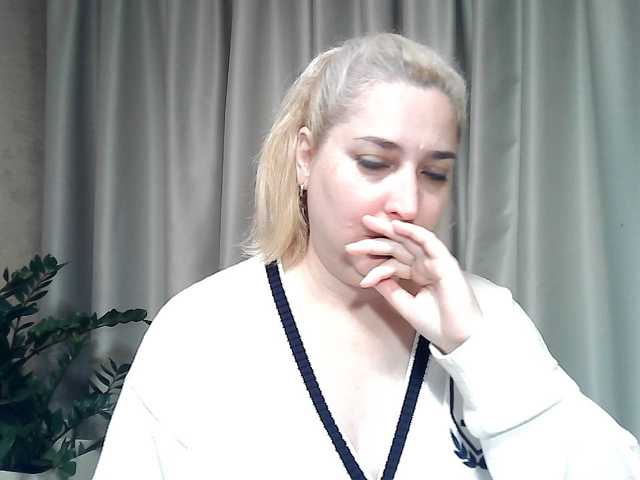 KickaIricka live cam on BongaCams