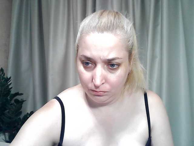KickaIricka live cam on BongaCams