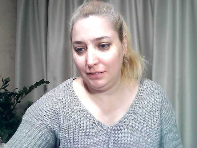 KickaIricka live cam preview