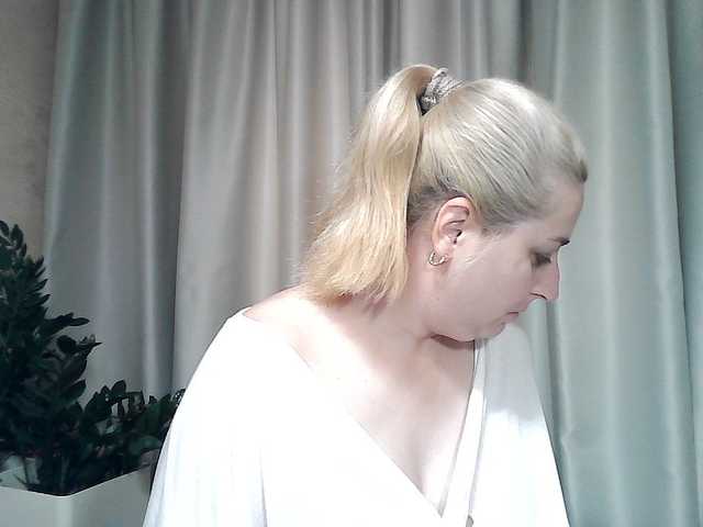 KickaIricka live cam on BongaCams