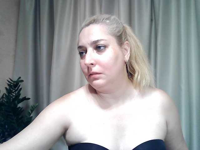 KickaIricka live cam on BongaCams