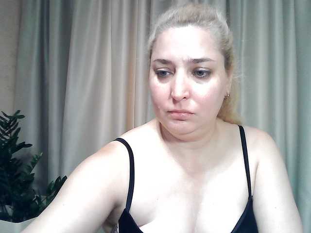 KickaIricka live cam on BongaCams