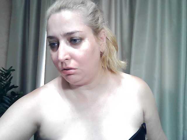 KickaIricka live cam on BongaCams