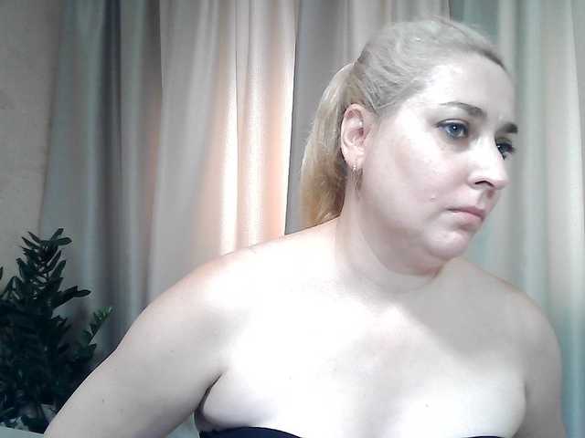 KickaIricka live cam on BongaCams