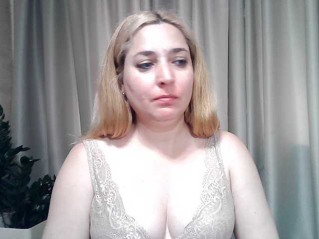KickaIricka live cam on BongaCams