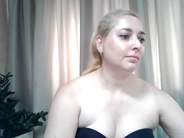 KickaIricka live cam on BongaCams