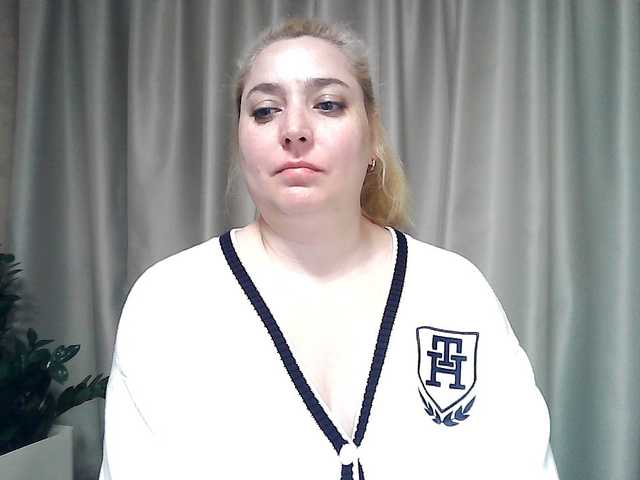 KickaIricka's BongaCams show and profile