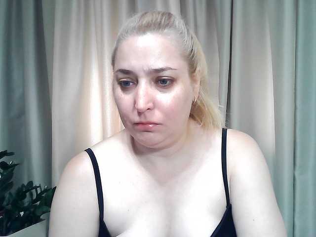 KickaIricka live webcam show