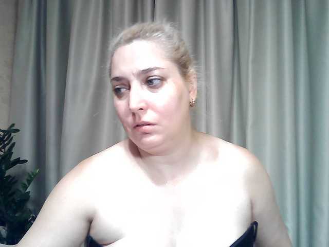 KickaIricka live cam on BongaCams