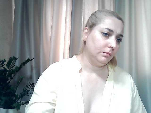 KickaIricka live cam preview