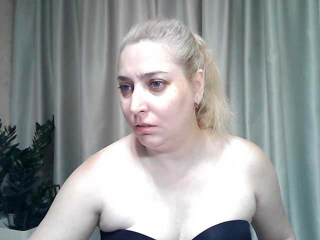 KickaIricka live webcam show