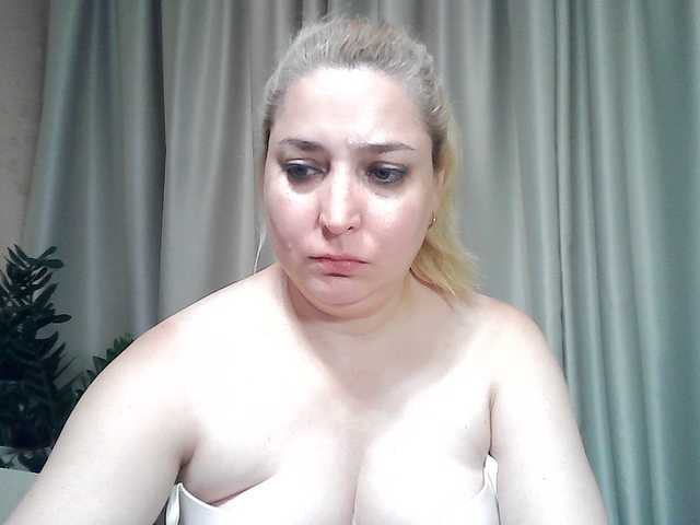 KickaIricka live cam on BongaCams