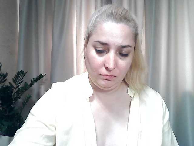 KickaIricka live cam on BongaCams