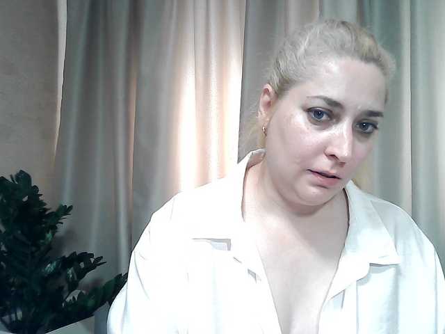 KickaIricka live cam on BongaCams