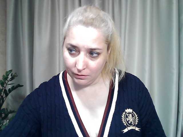 KickaIricka live cam on BongaCams