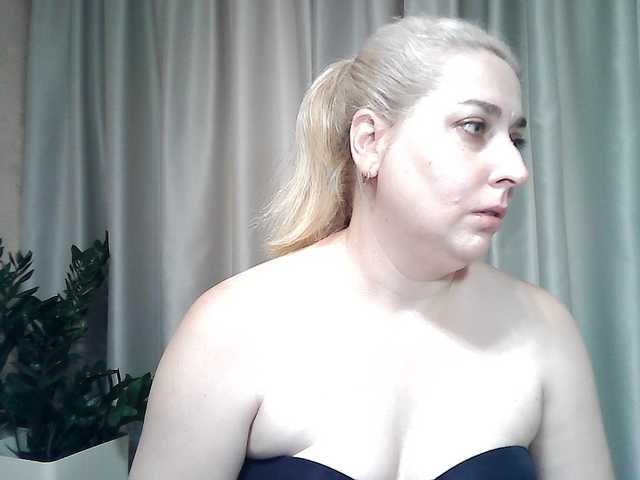KickaIricka live webcam show