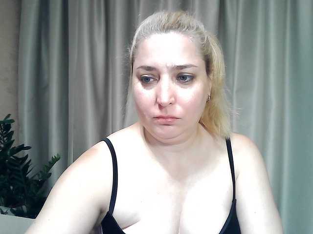 KickaIricka live cam on BongaCams