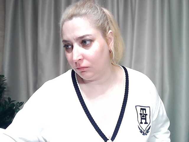 KickaIricka's BongaCams show and profile