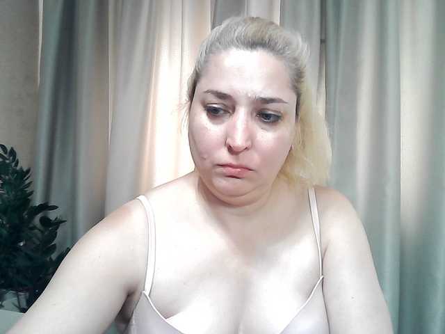 KickaIricka live cam on BongaCams