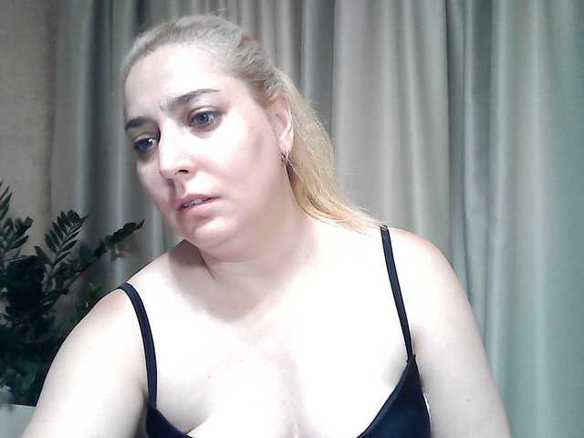 KickaIricka live cam on BongaCams