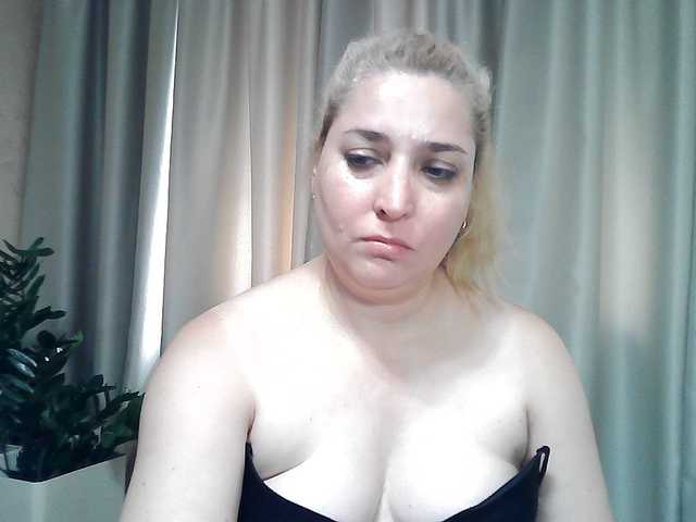 KickaIricka live cam on BongaCams