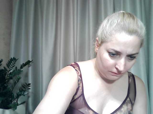 KickaIricka live cam on BongaCams