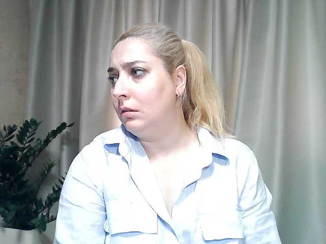 KickaIricka live cam on BongaCams